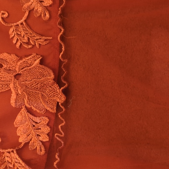 Red Tea Ceremony Dress - Picture 5 of 8